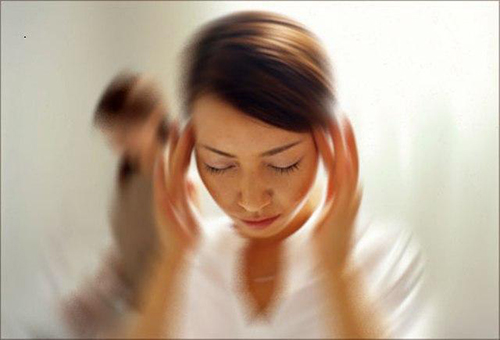 common symptoms of dizziness are vertigo, blurred vision, impaired balance, unsteady walking, reduced concentration, fatigue